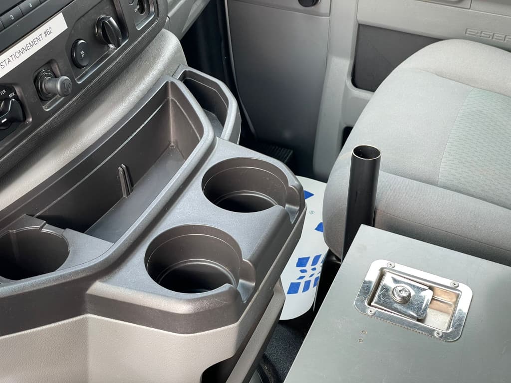 2012 Ford Econoline Cargo Van - photo 13
