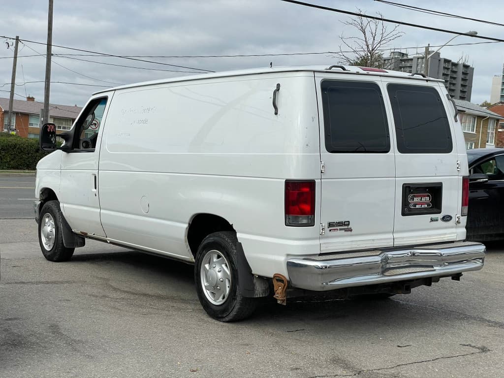 2012 Ford Econoline Cargo Van - photo 14