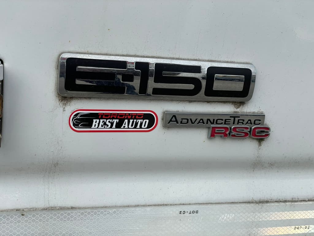 2012 Ford Econoline Cargo Van - photo 18