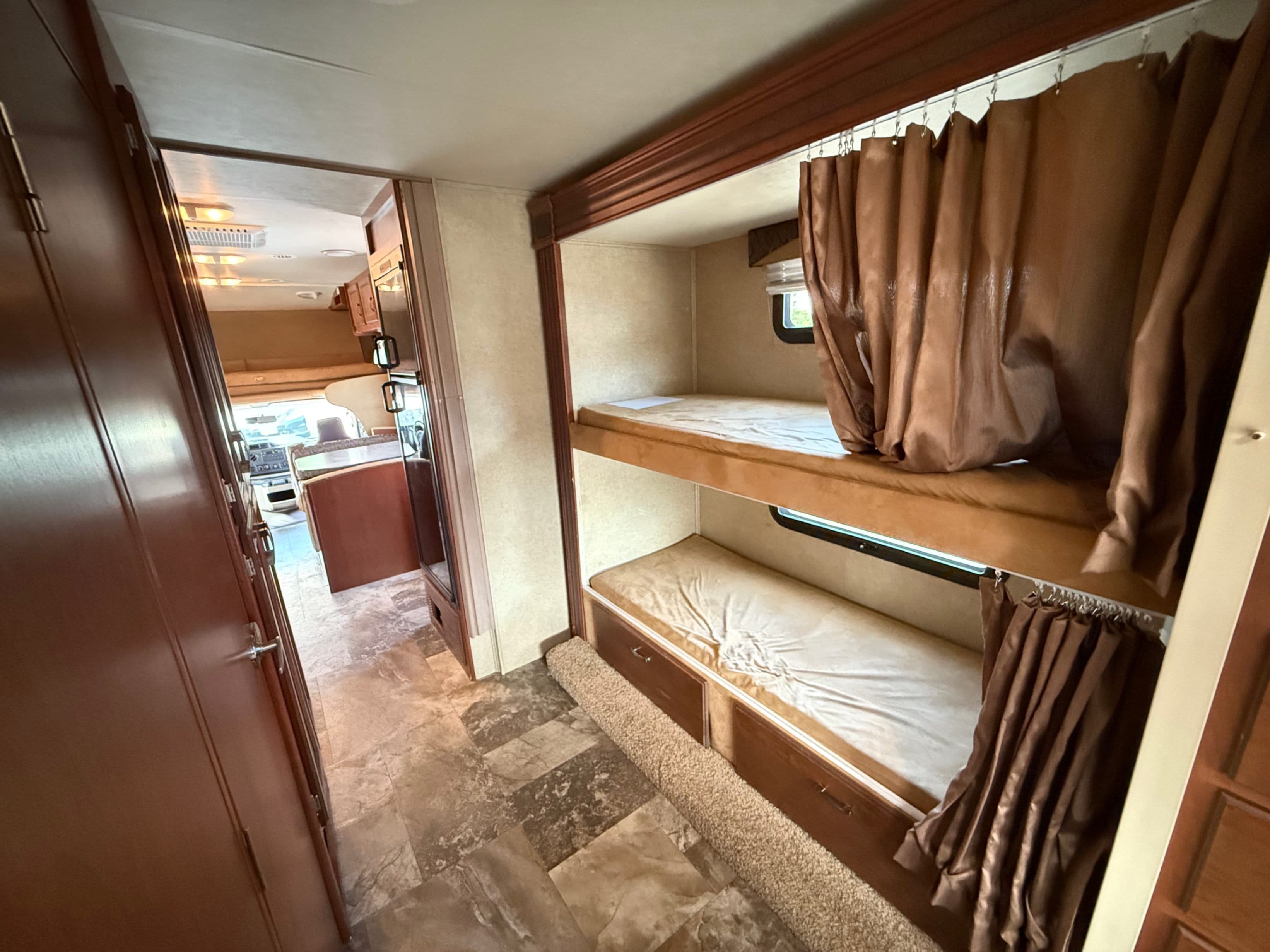 2014 Jayco Redhawk - photo 24