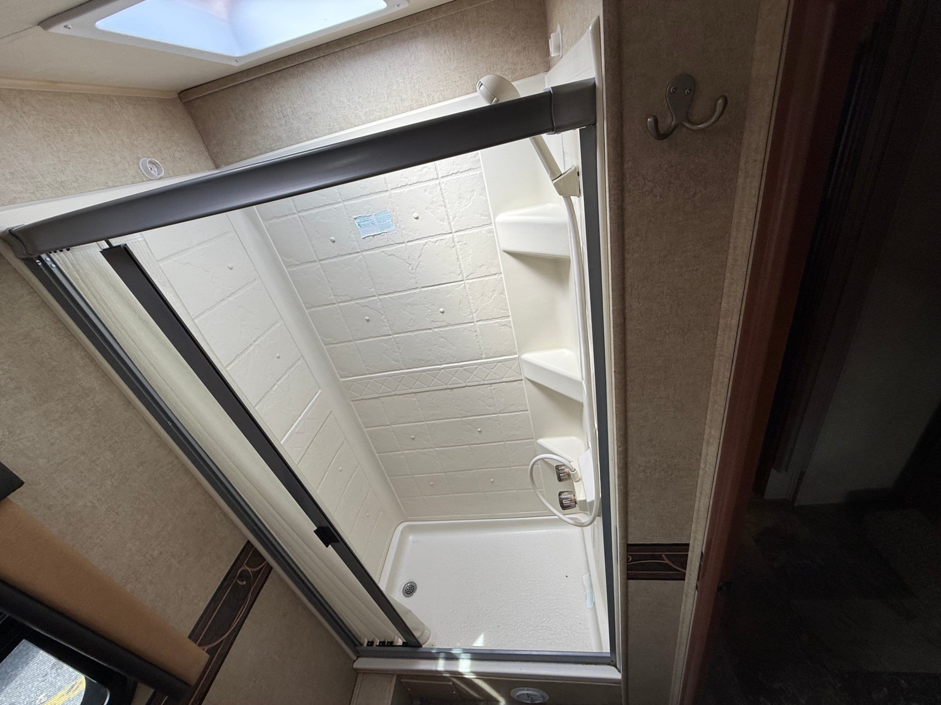 2014 Jayco Redhawk - photo 31