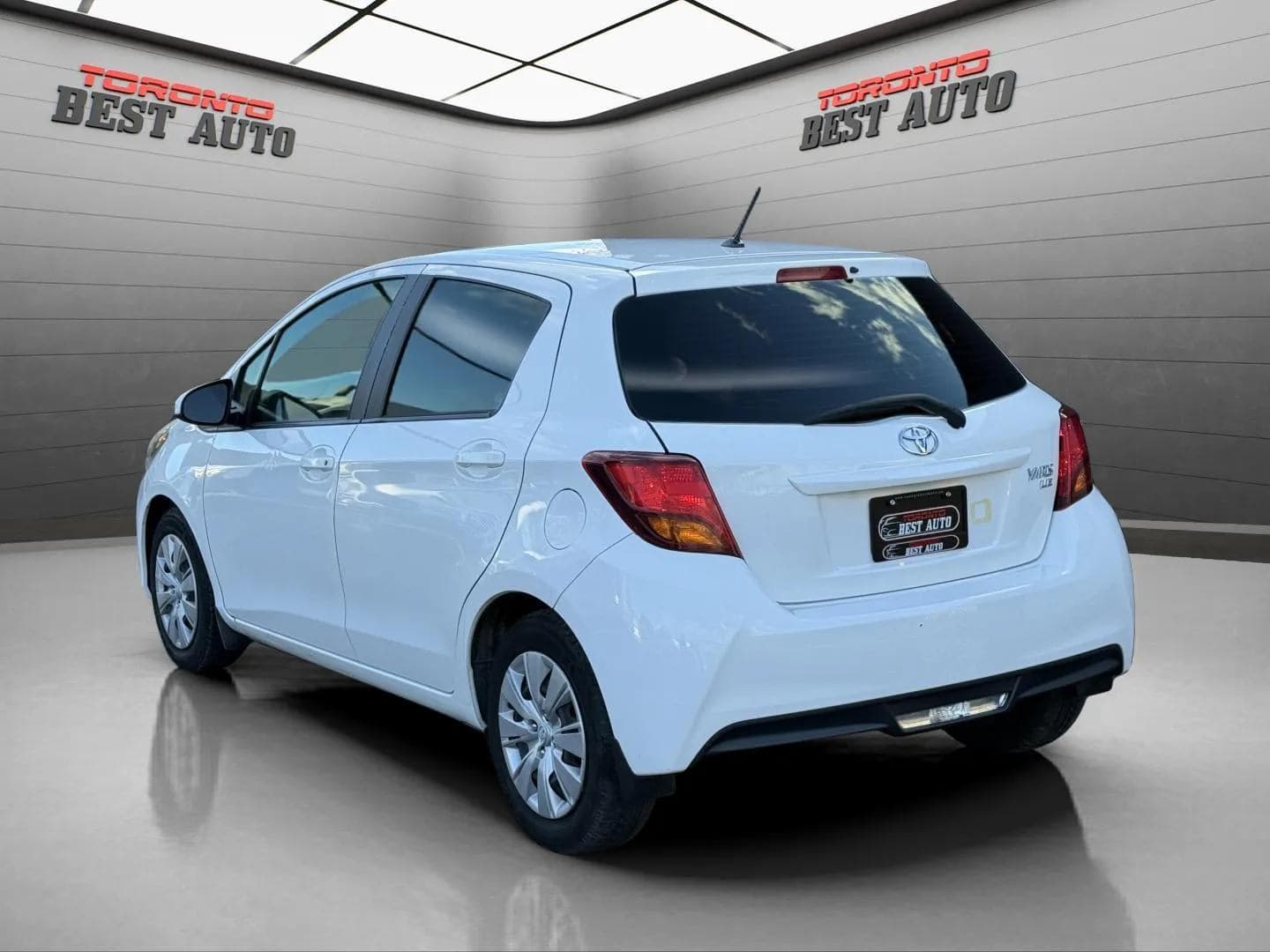 2015 Toyota Yaris - photo 5