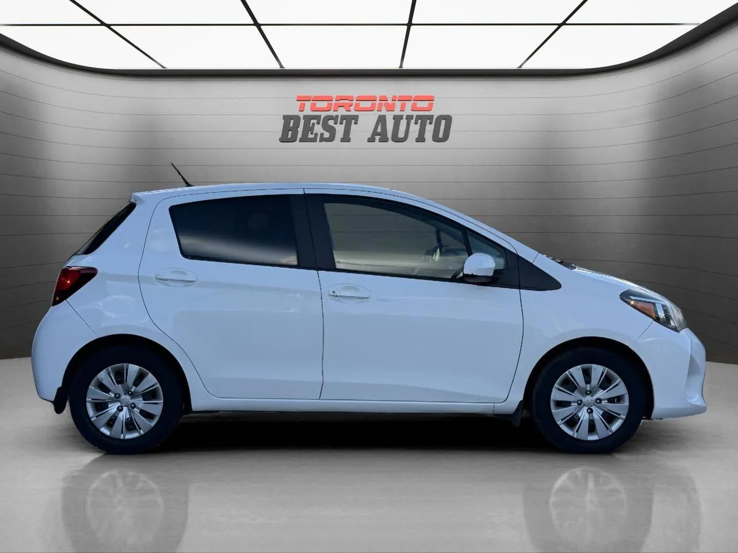 2015 Toyota Yaris - photo 8