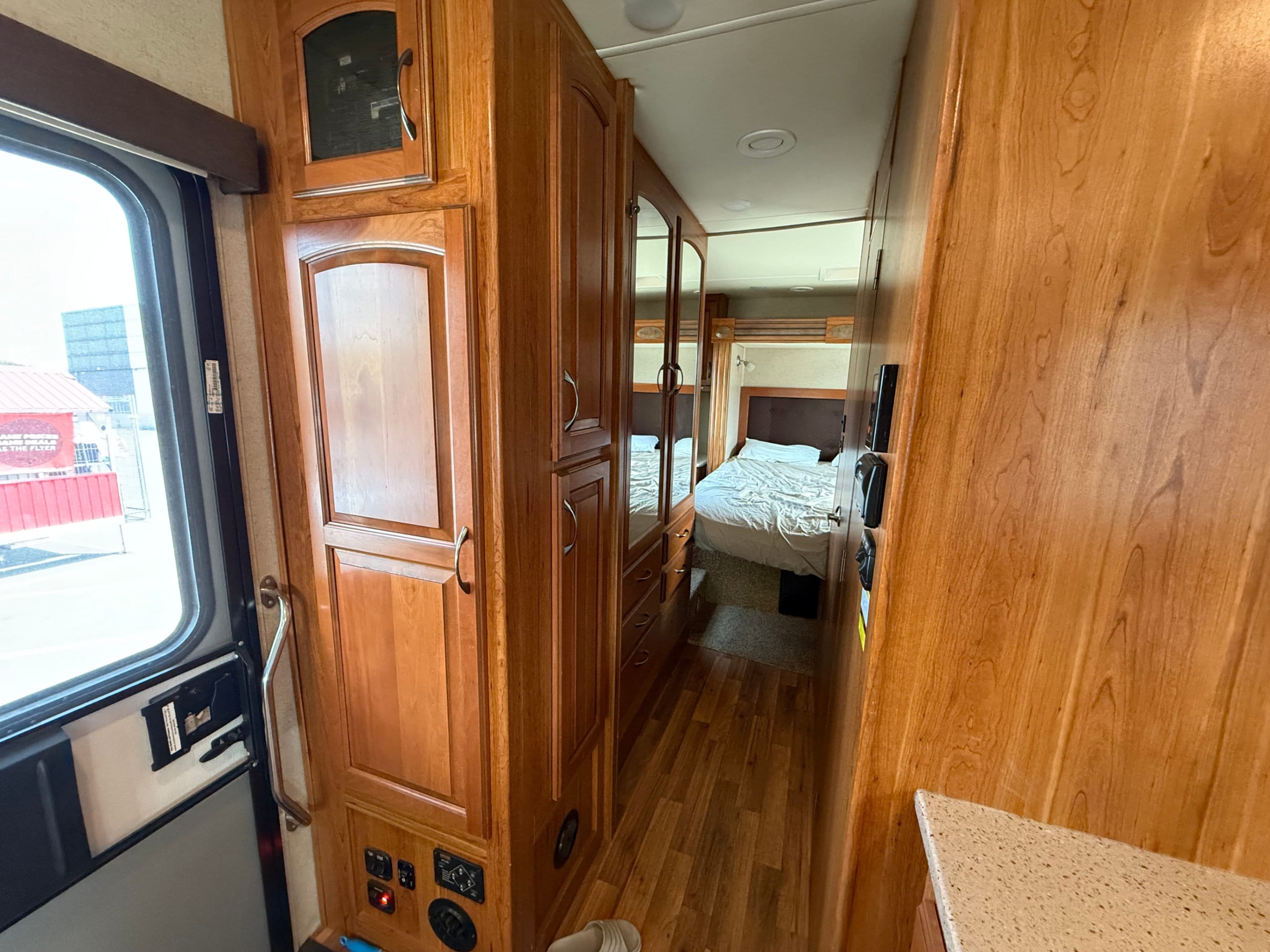 2016 Jayco Greyhawk - photo 32