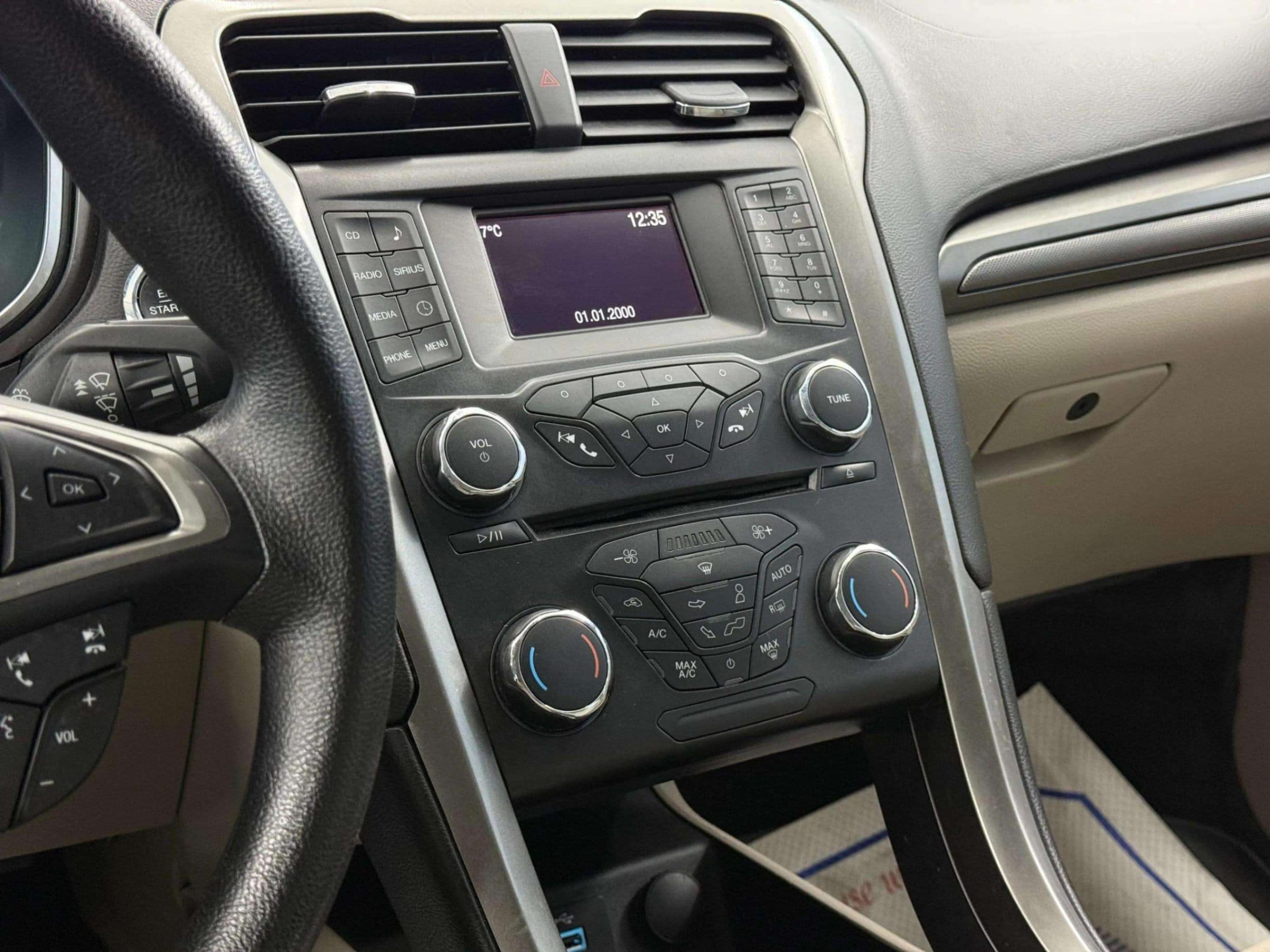 2017 Ford Fusion - photo 18