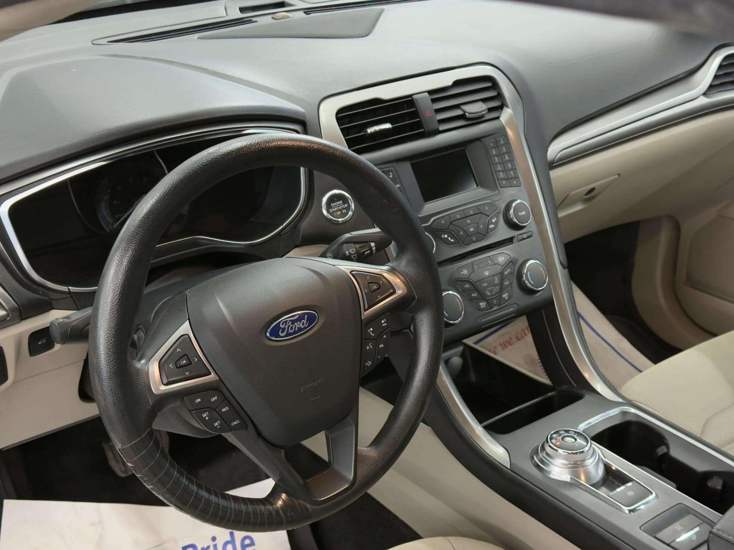 2017 Ford Fusion - photo 12