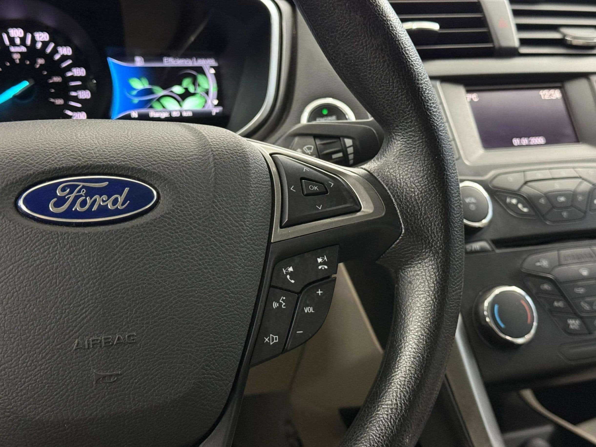 2017 Ford Fusion - photo 16