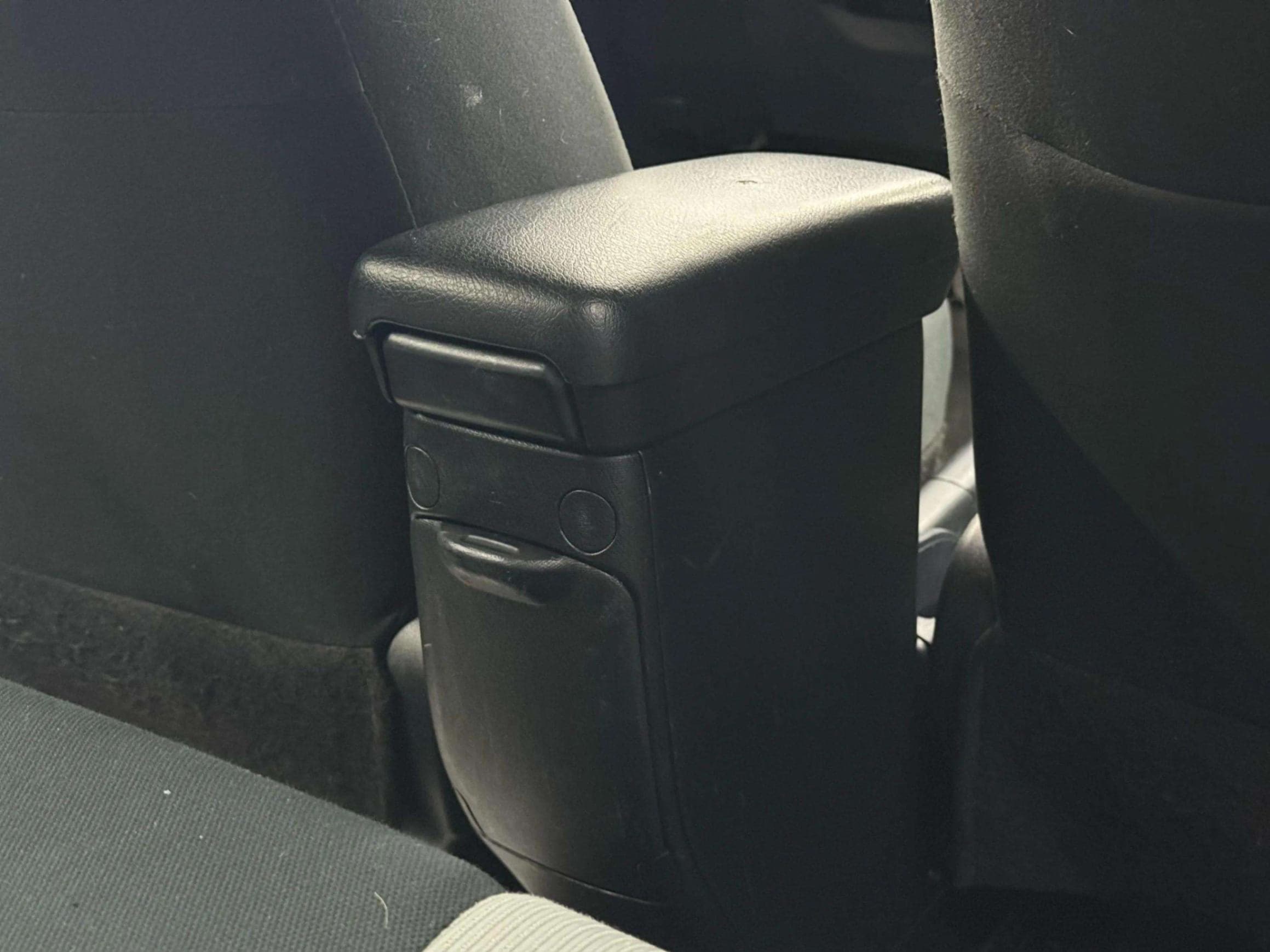 2017 Toyota Prius c - photo 25