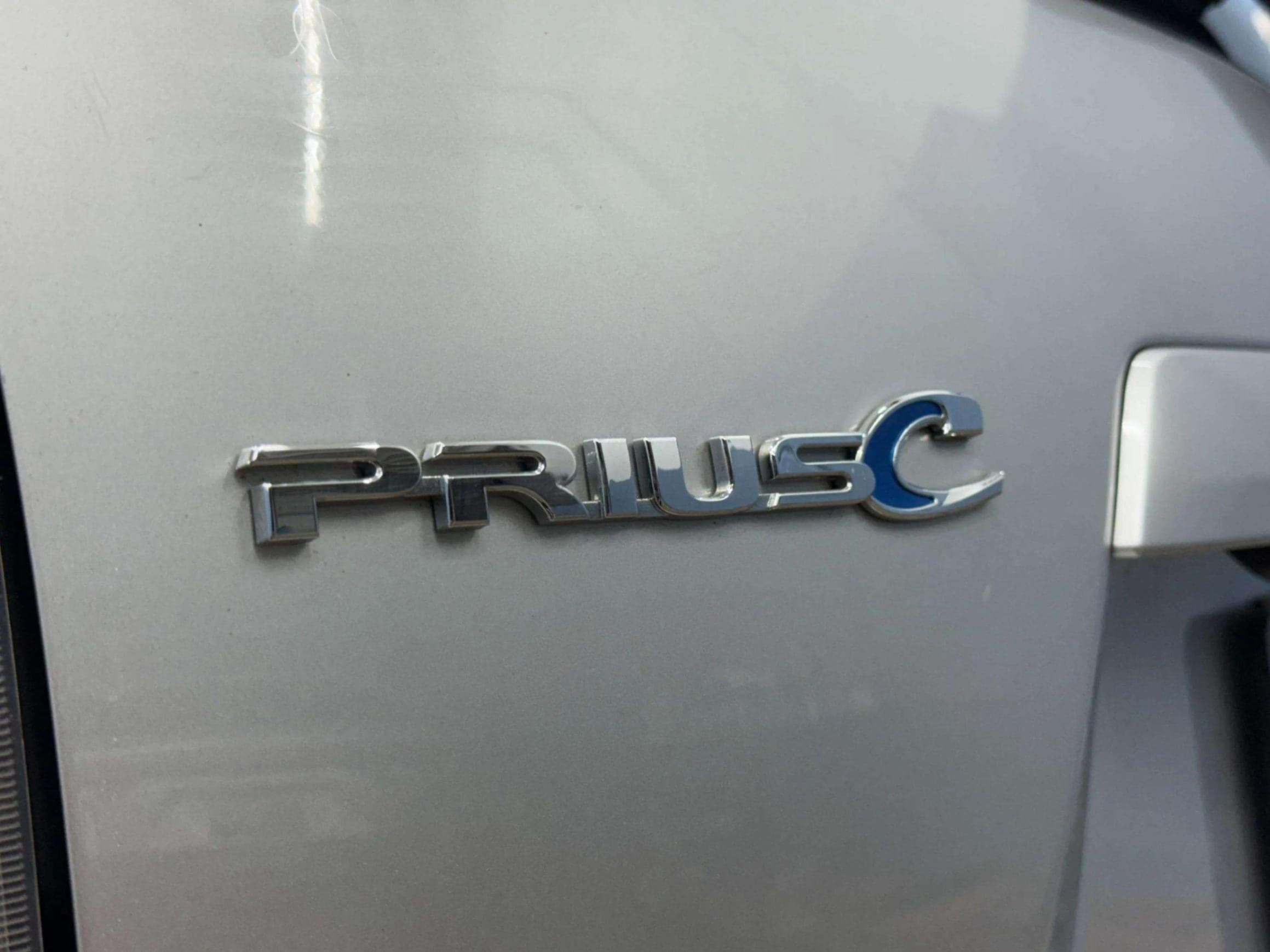 2017 Toyota Prius c - photo 9