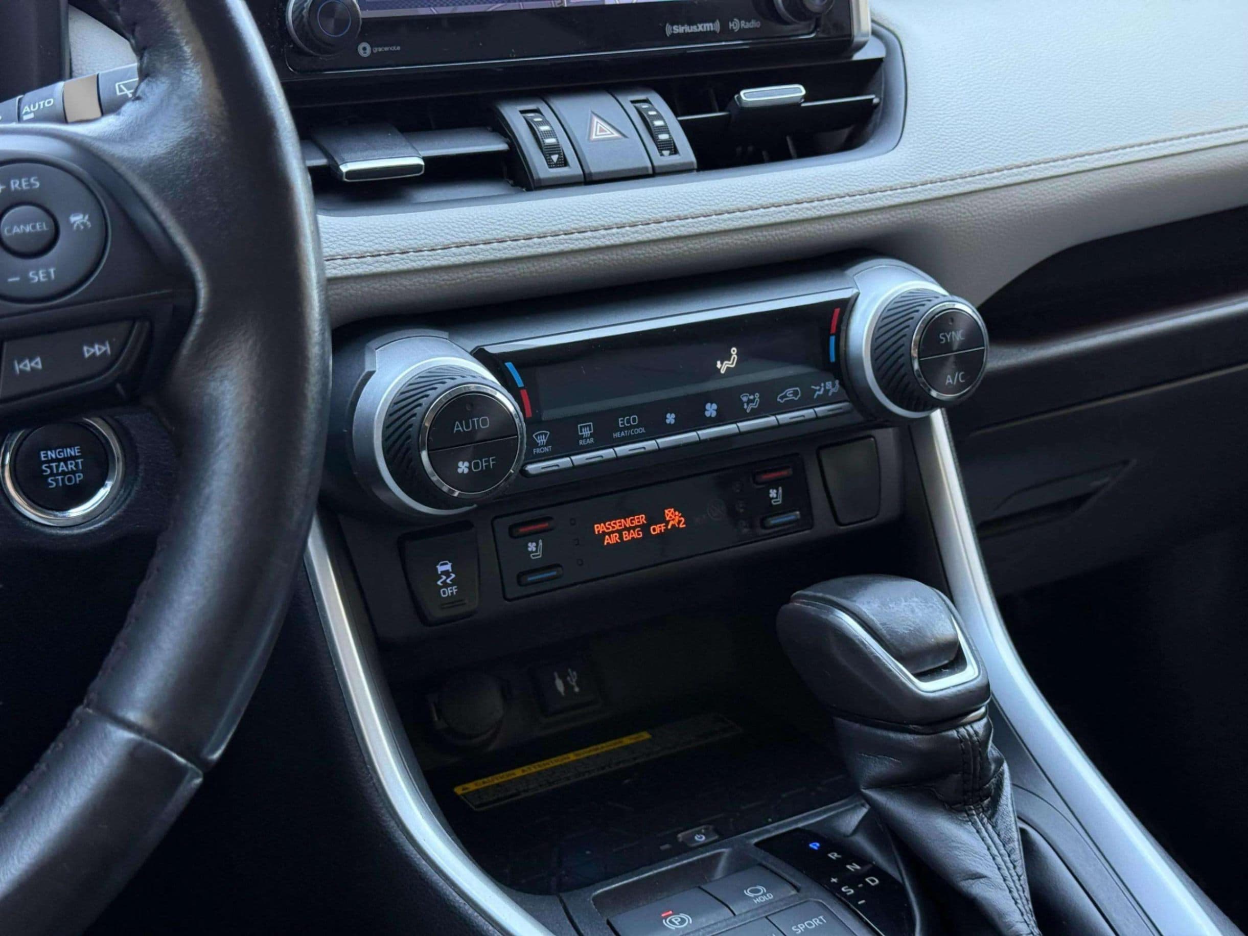 2019 TOYOTA RAV4 - photo 24