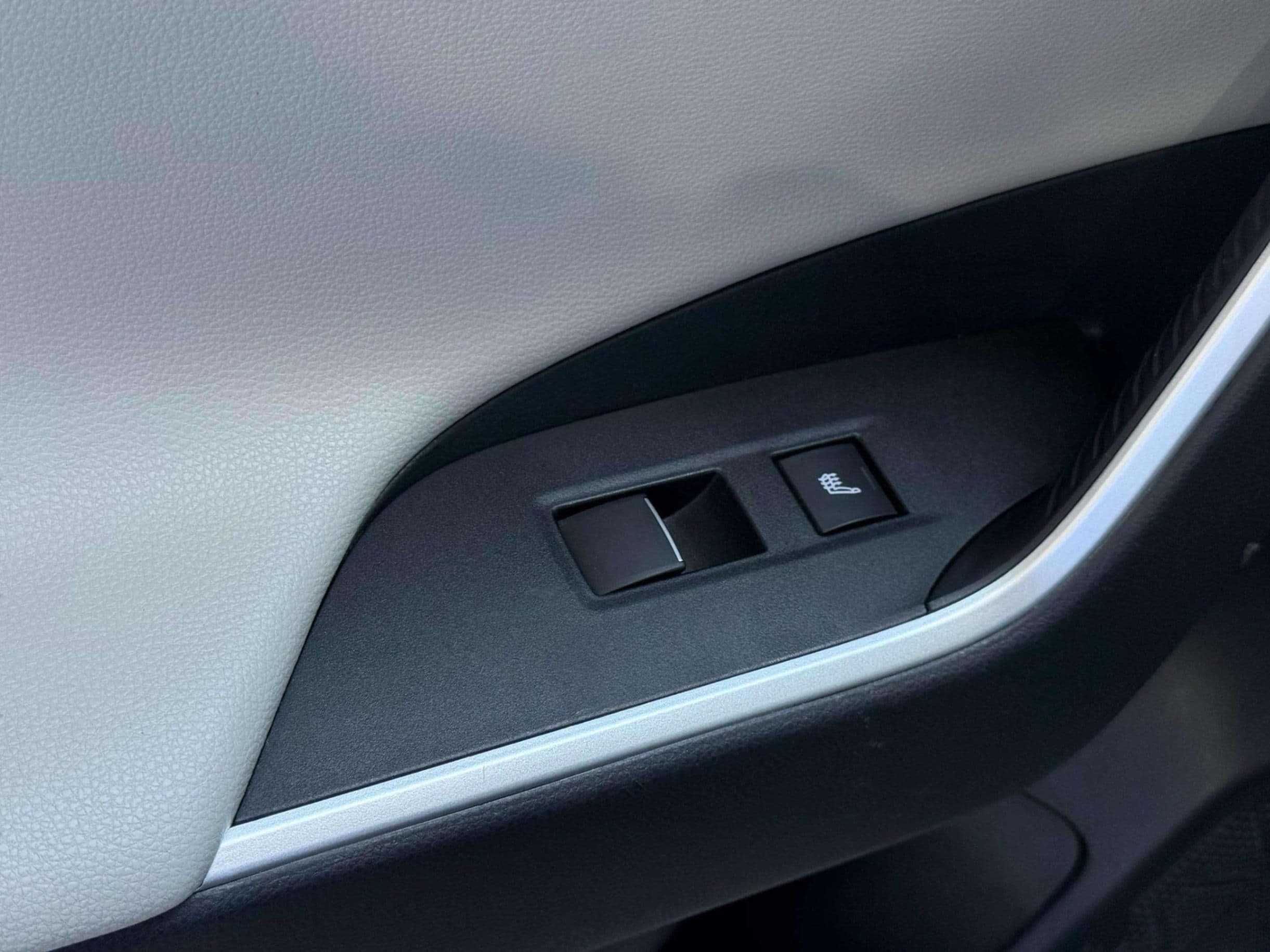 2019 TOYOTA RAV4 - photo 33