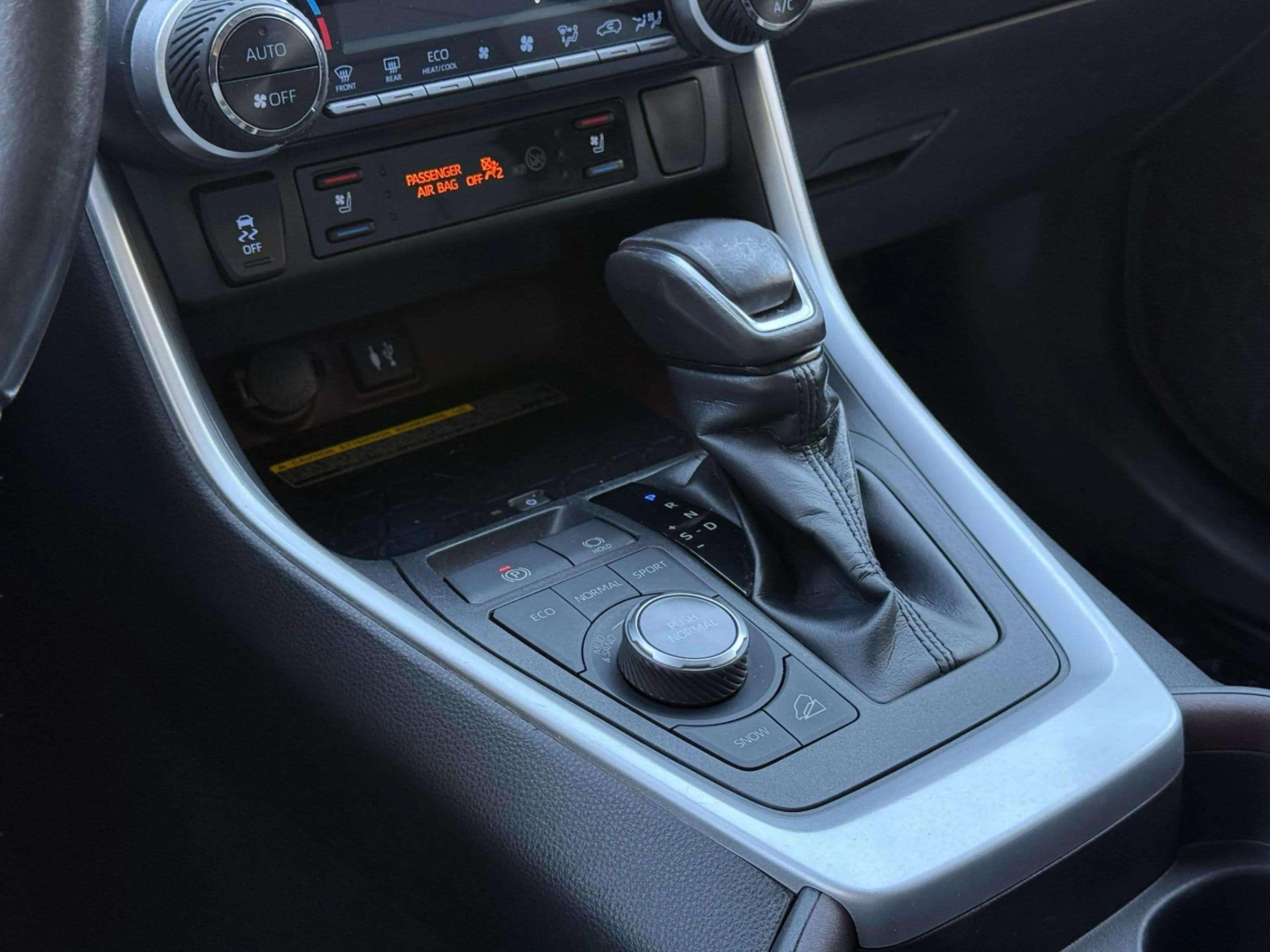 2019 TOYOTA RAV4 - photo 25
