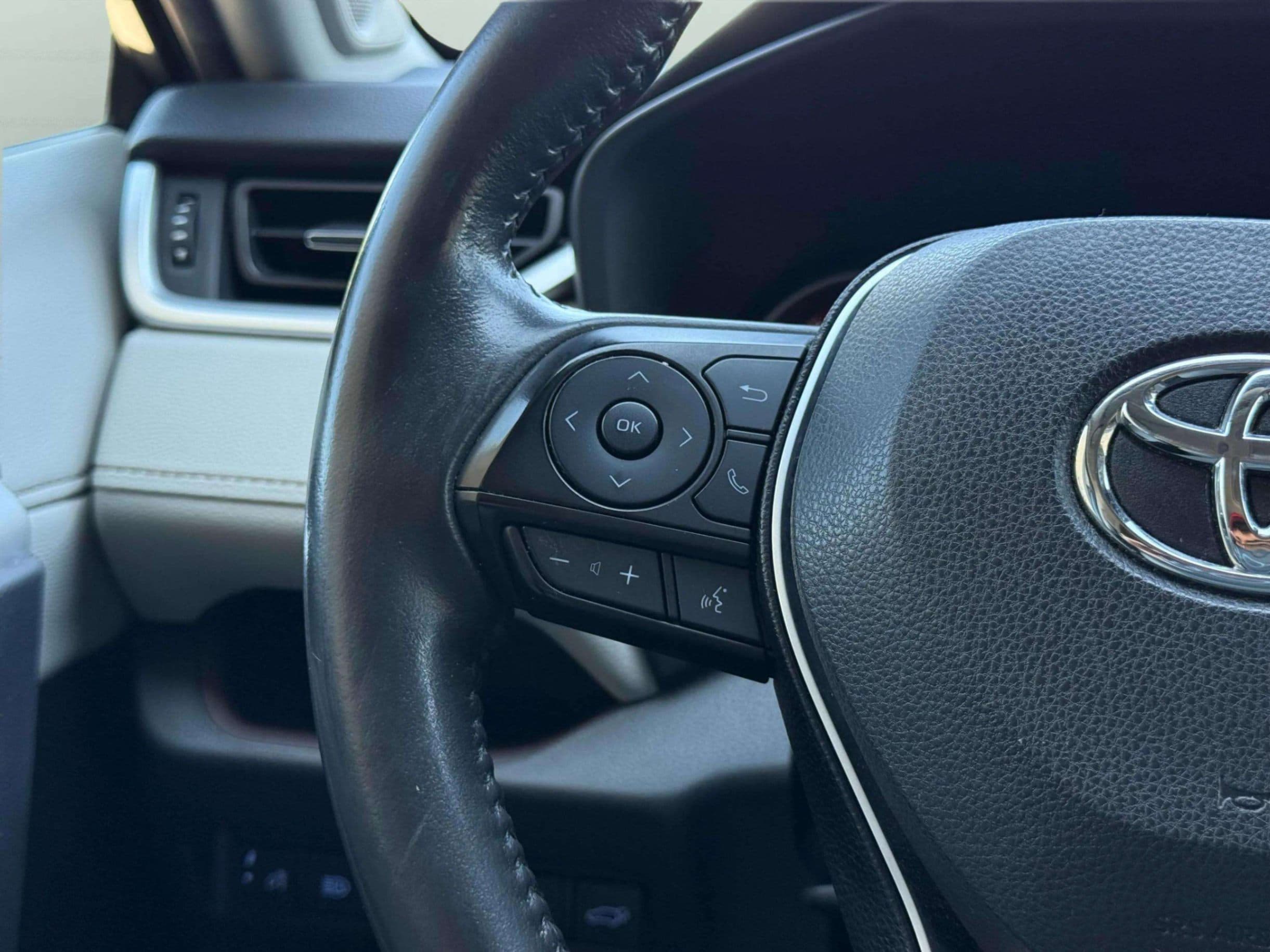 2019 TOYOTA RAV4 - photo 19