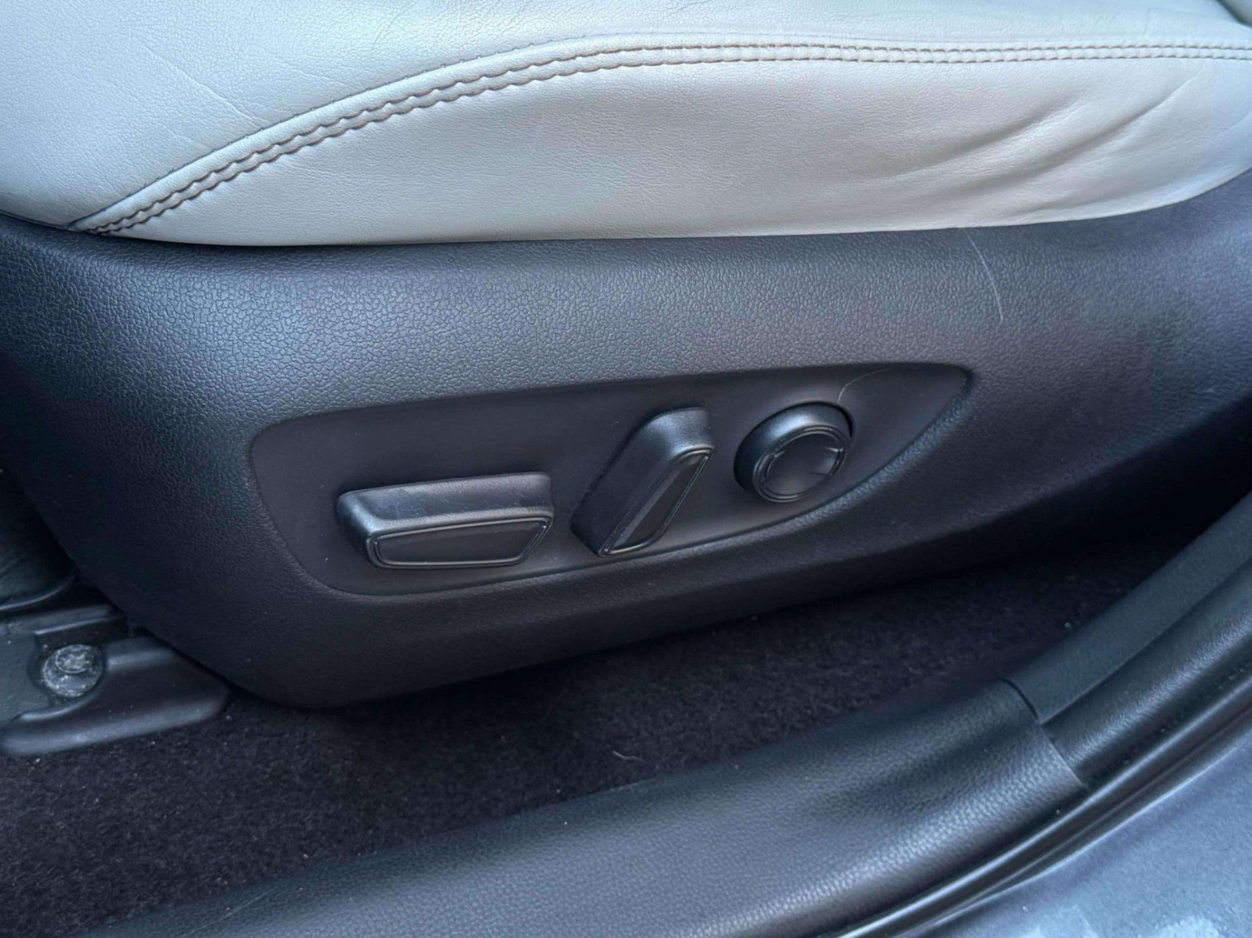 2019 TOYOTA RAV4 - photo 34