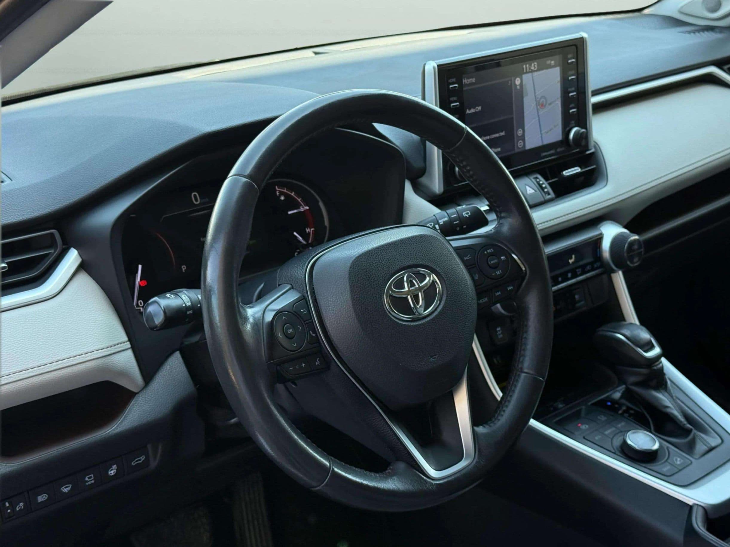 2019 TOYOTA RAV4 - photo 17