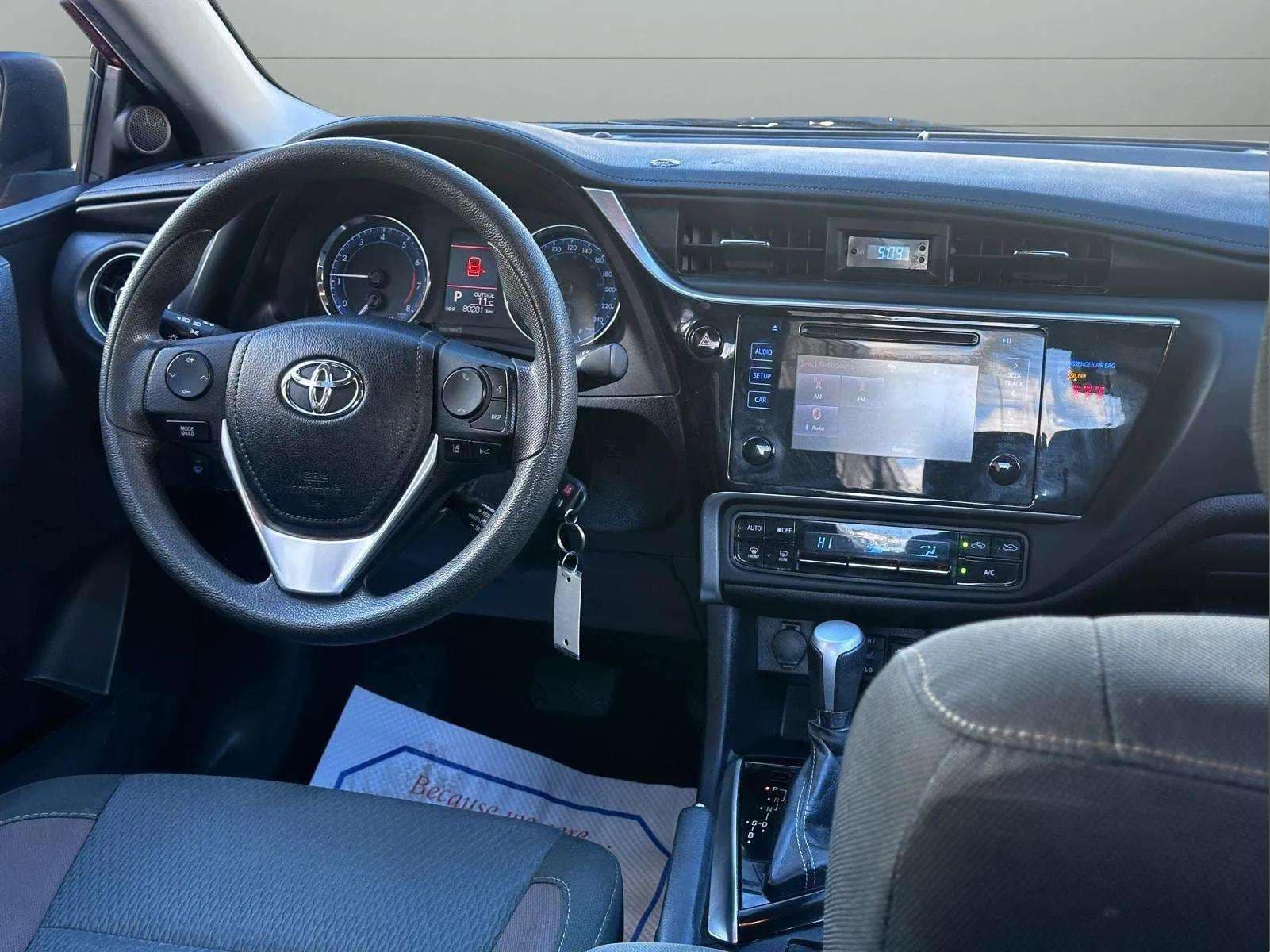 2019 Toyota Corolla - photo 17