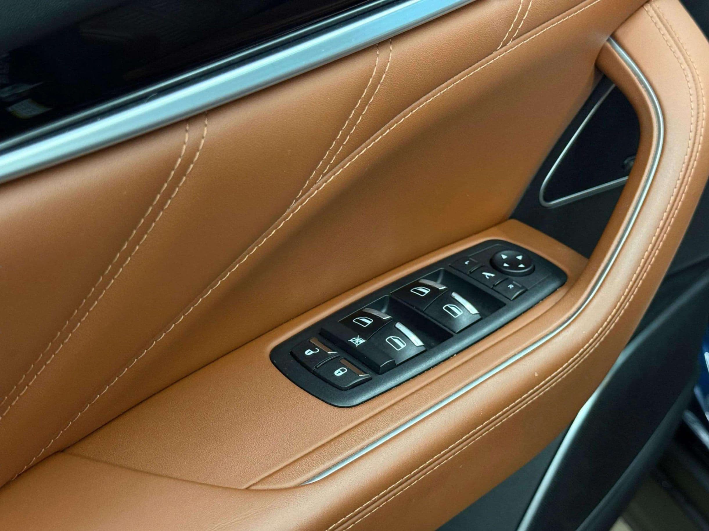 2020 Maserati Levante - photo 32