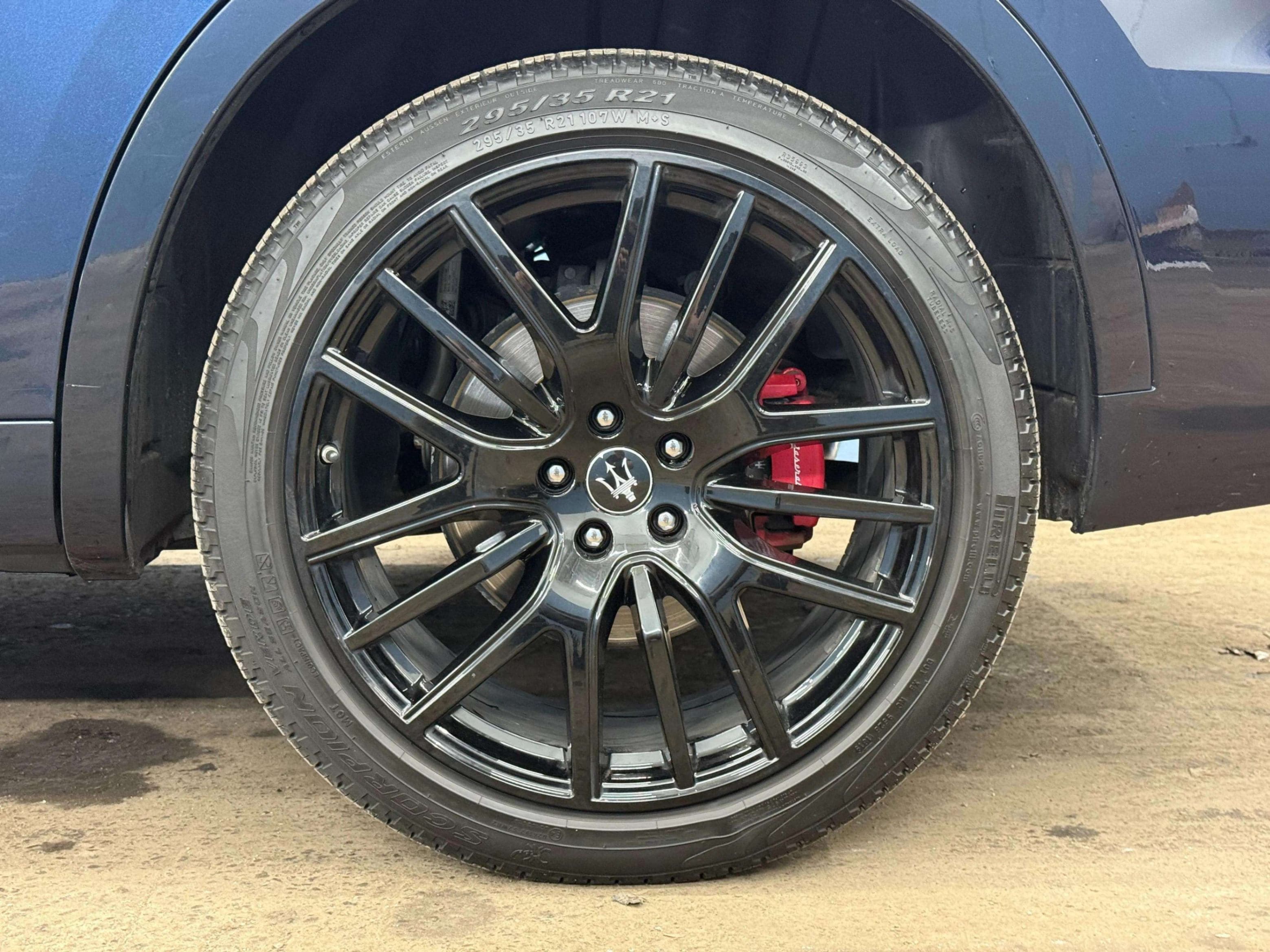 2020 Maserati Levante - photo 13