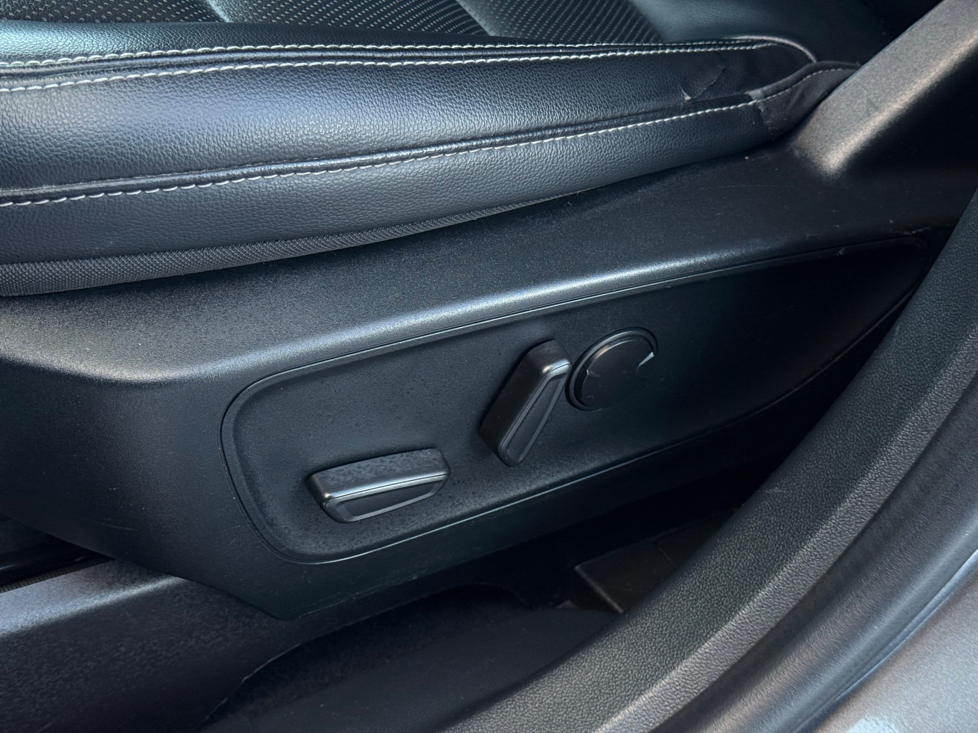 2021 Ford Escape - photo 24