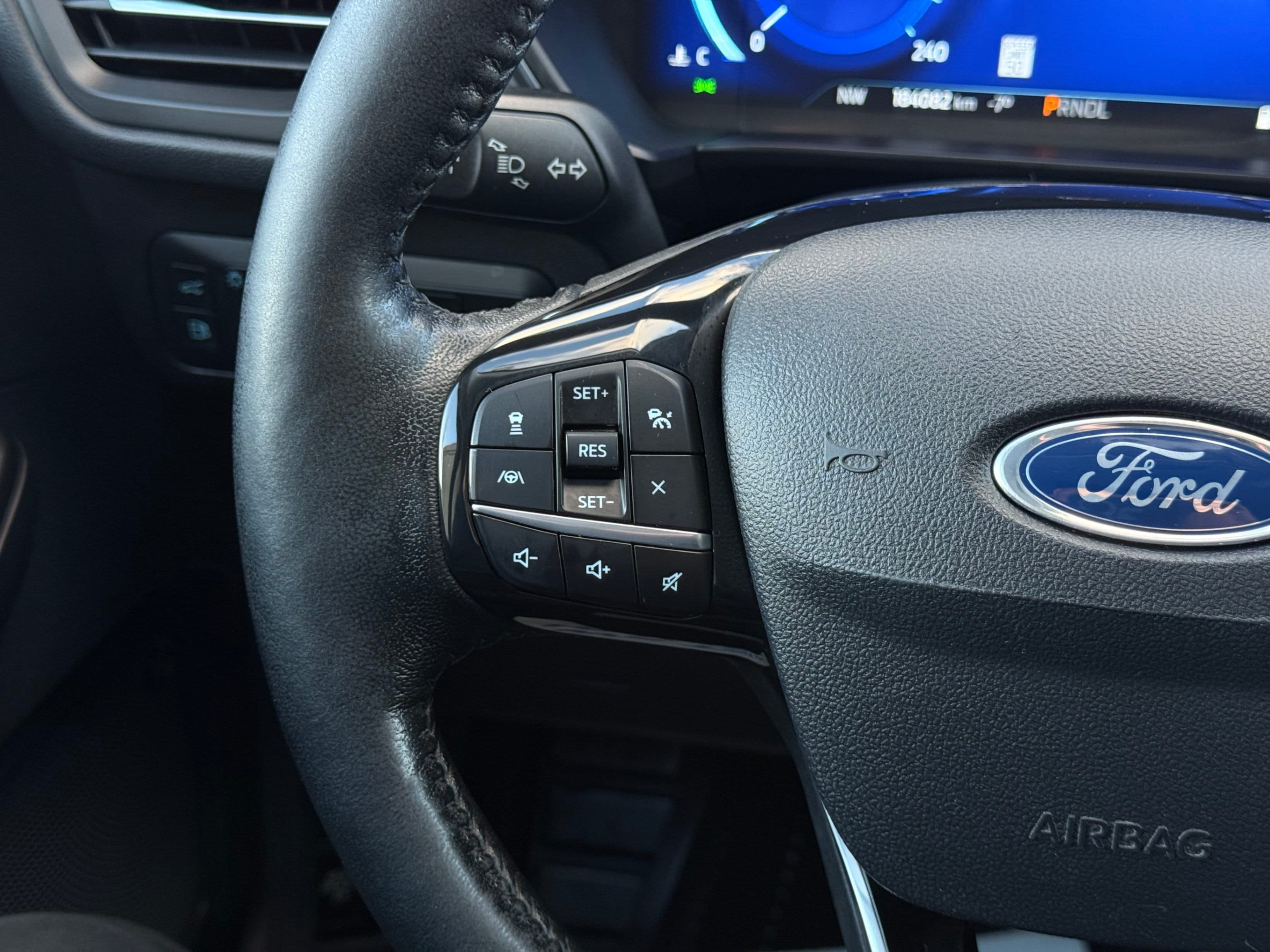 2021 Ford Escape - photo 13