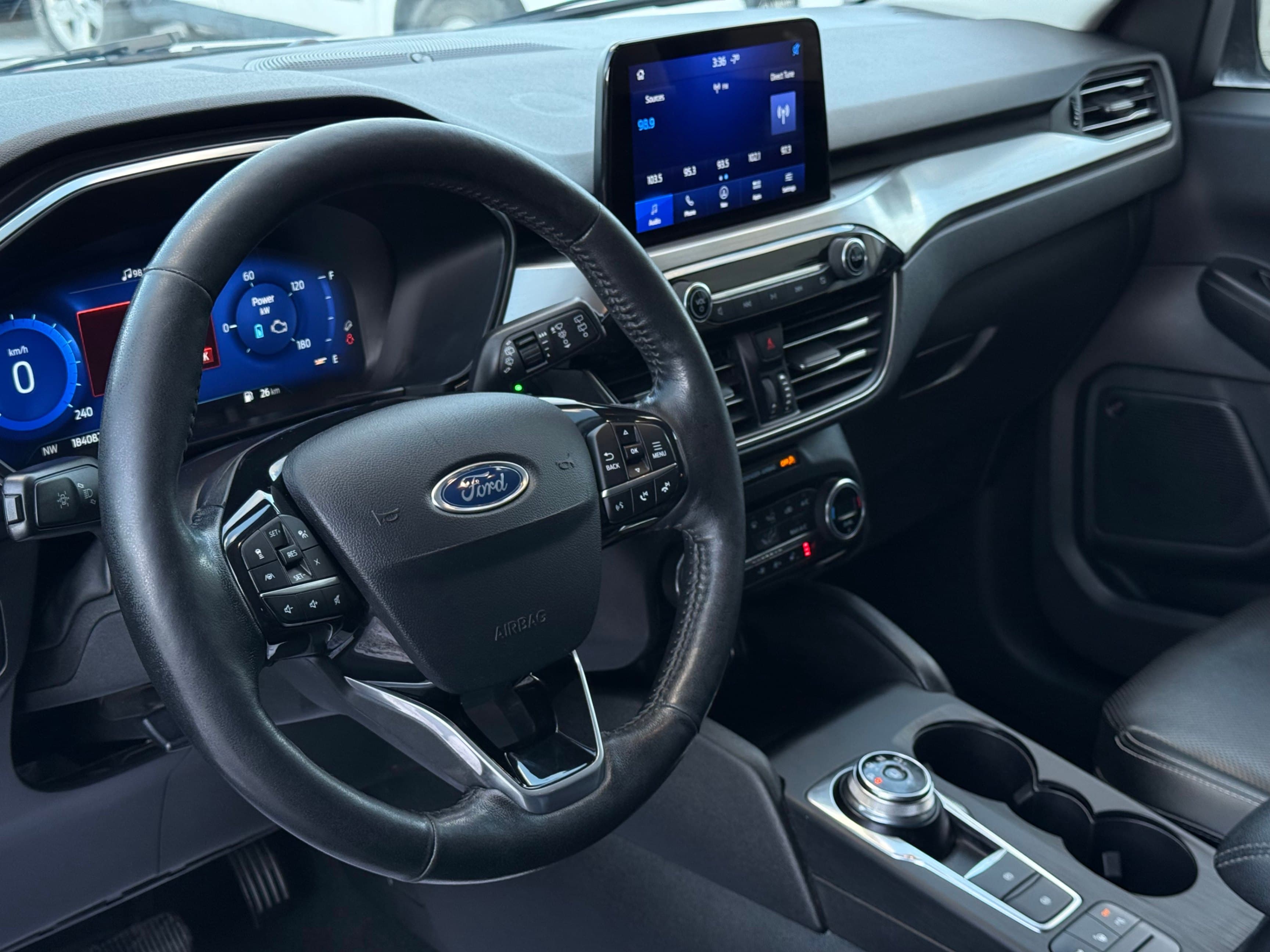 2021 Ford Escape - photo 10