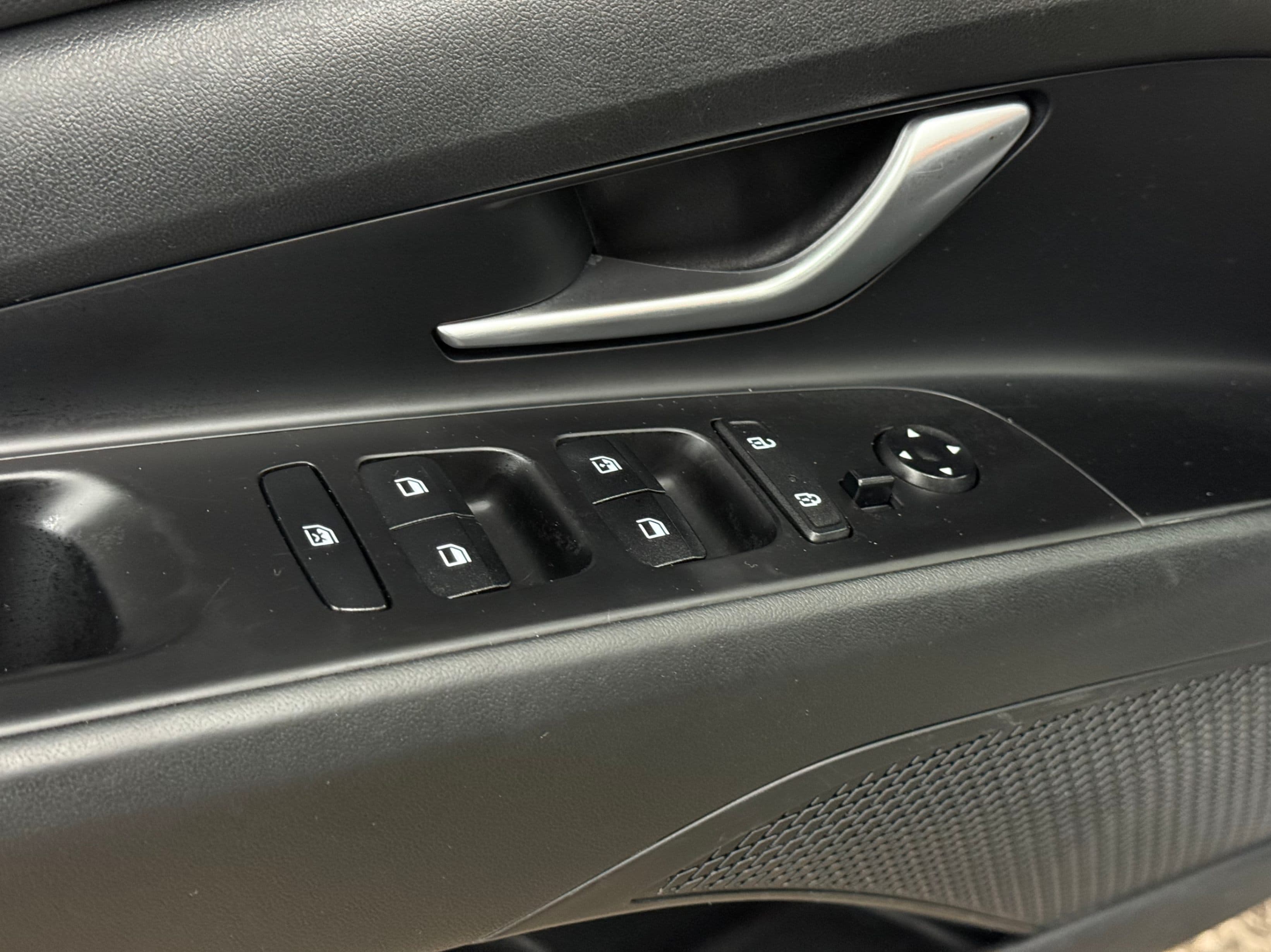 2021 Hyundai Elantra - photo 26