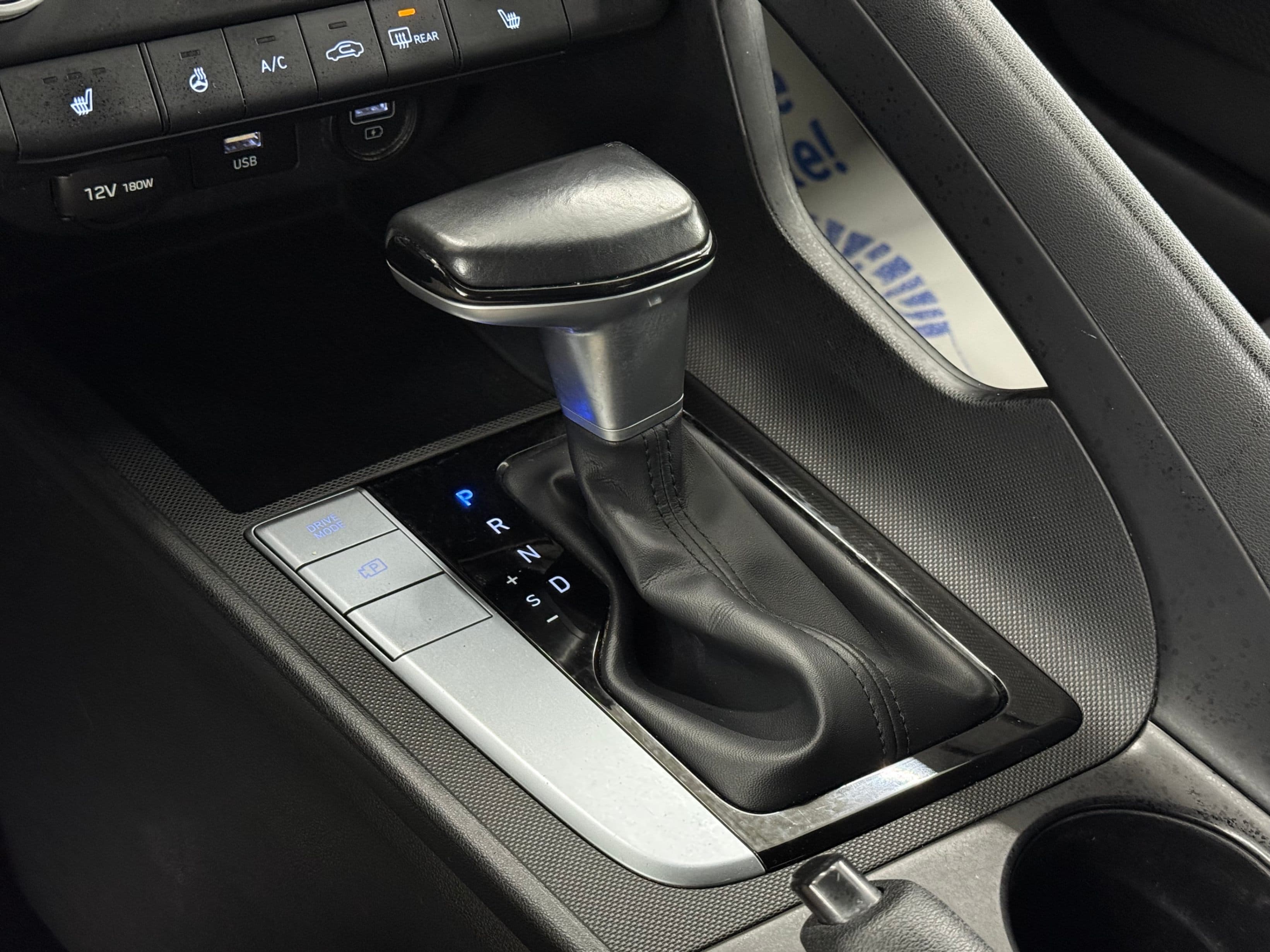 2021 Hyundai Elantra - photo 20