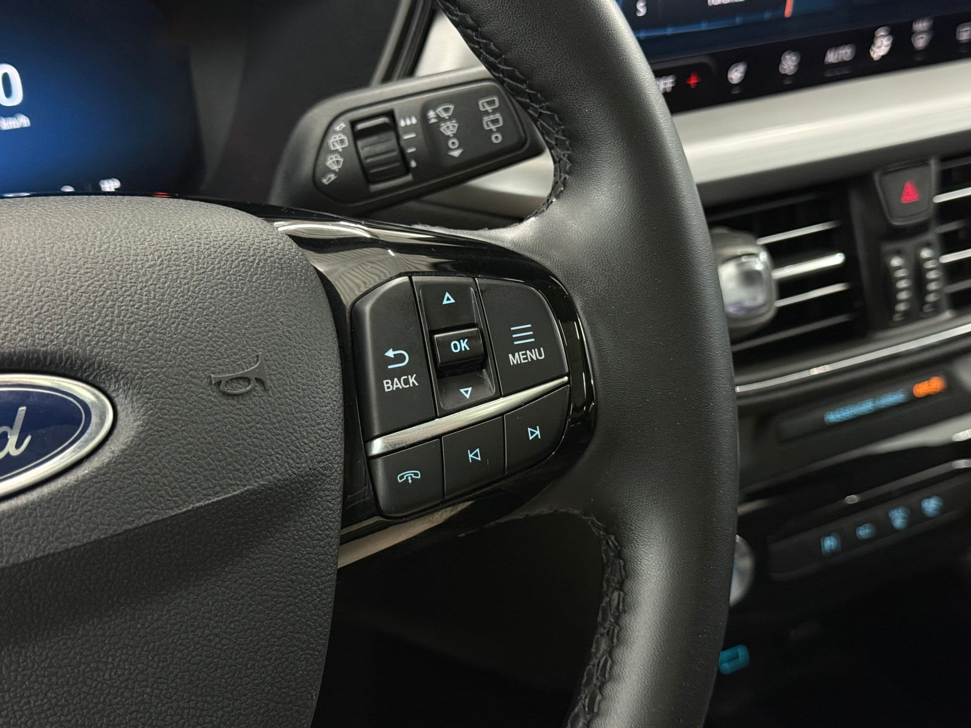 2023 Ford Escape - photo 18