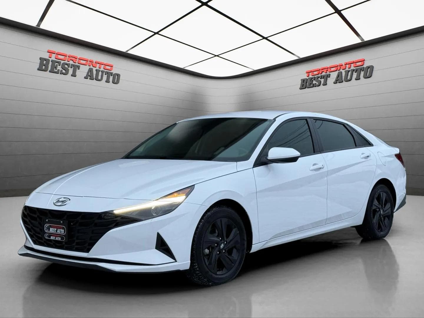 2023 Hyundai Elantra - photo 3