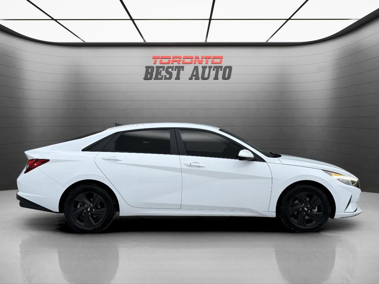 2023 Hyundai Elantra - photo 8
