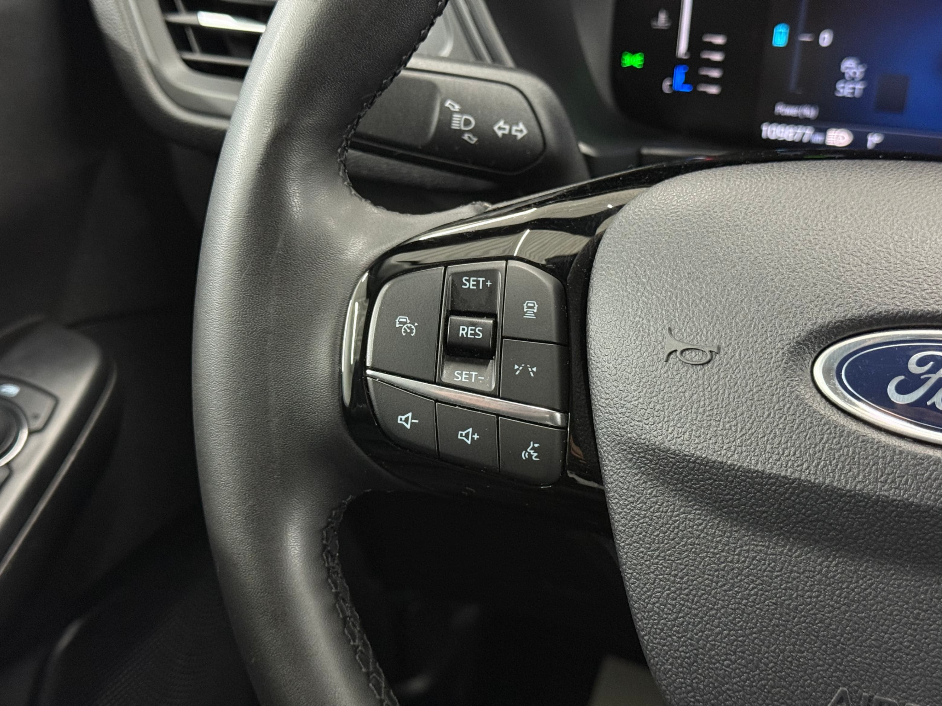2024 Ford Escape - photo 15