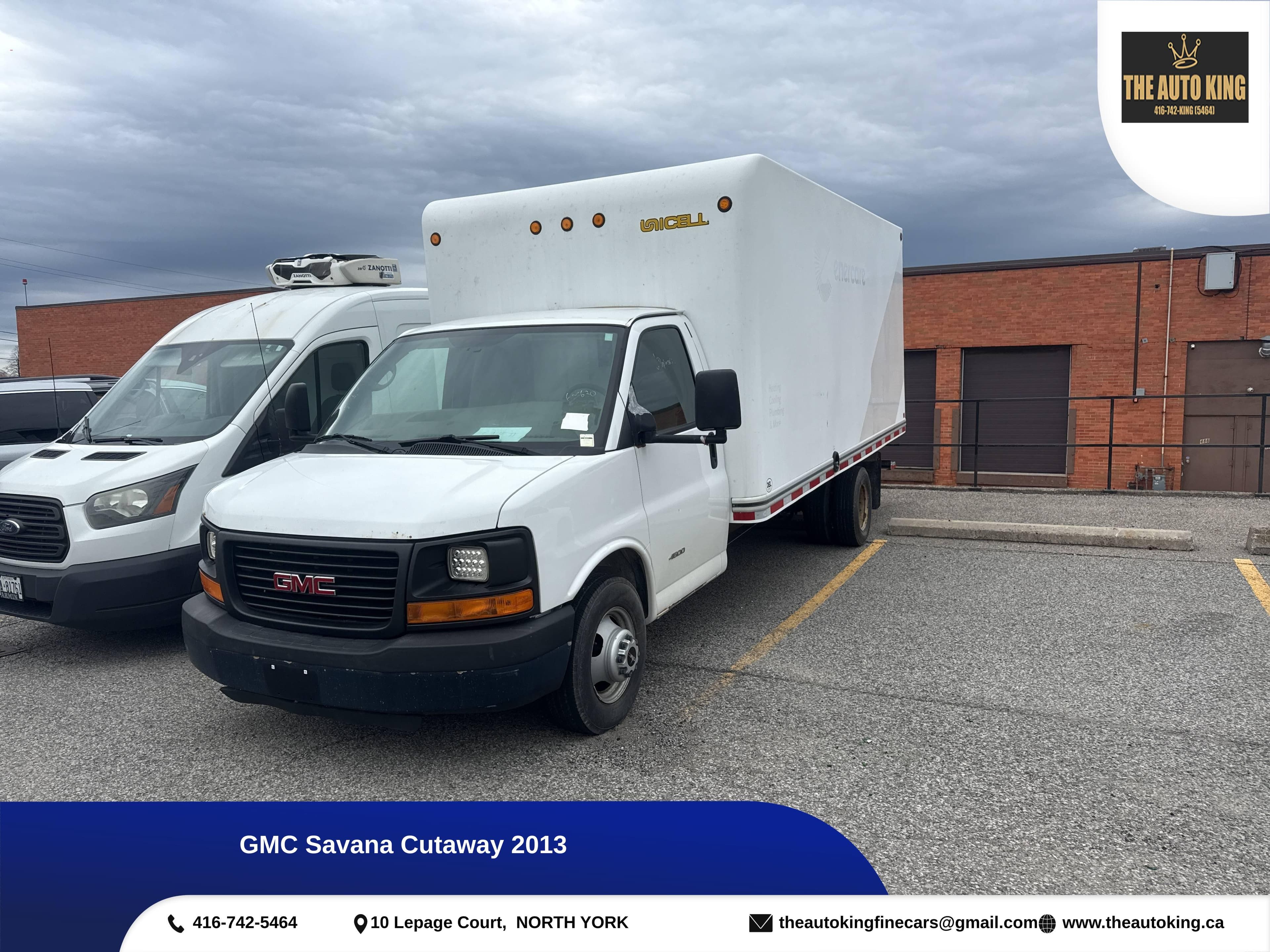 2013 GMC Savana Cutaway