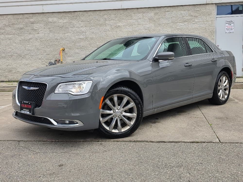 2018 Chrysler 300