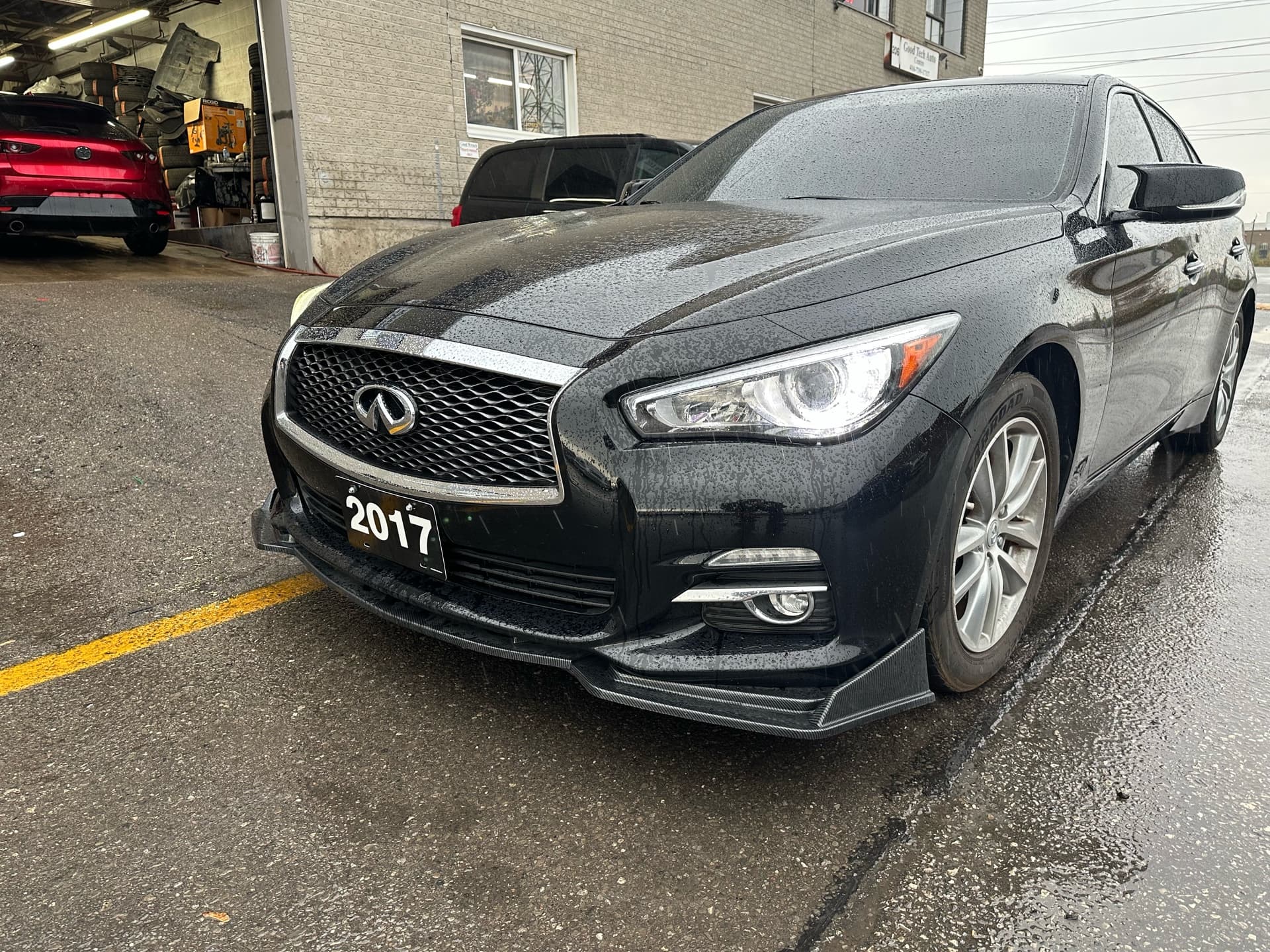 2017 INFINITI Q50